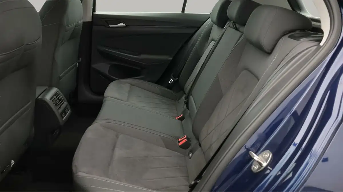 2021-volkswagen-golf-15-etsi-style-150ps-hatchback-big-16