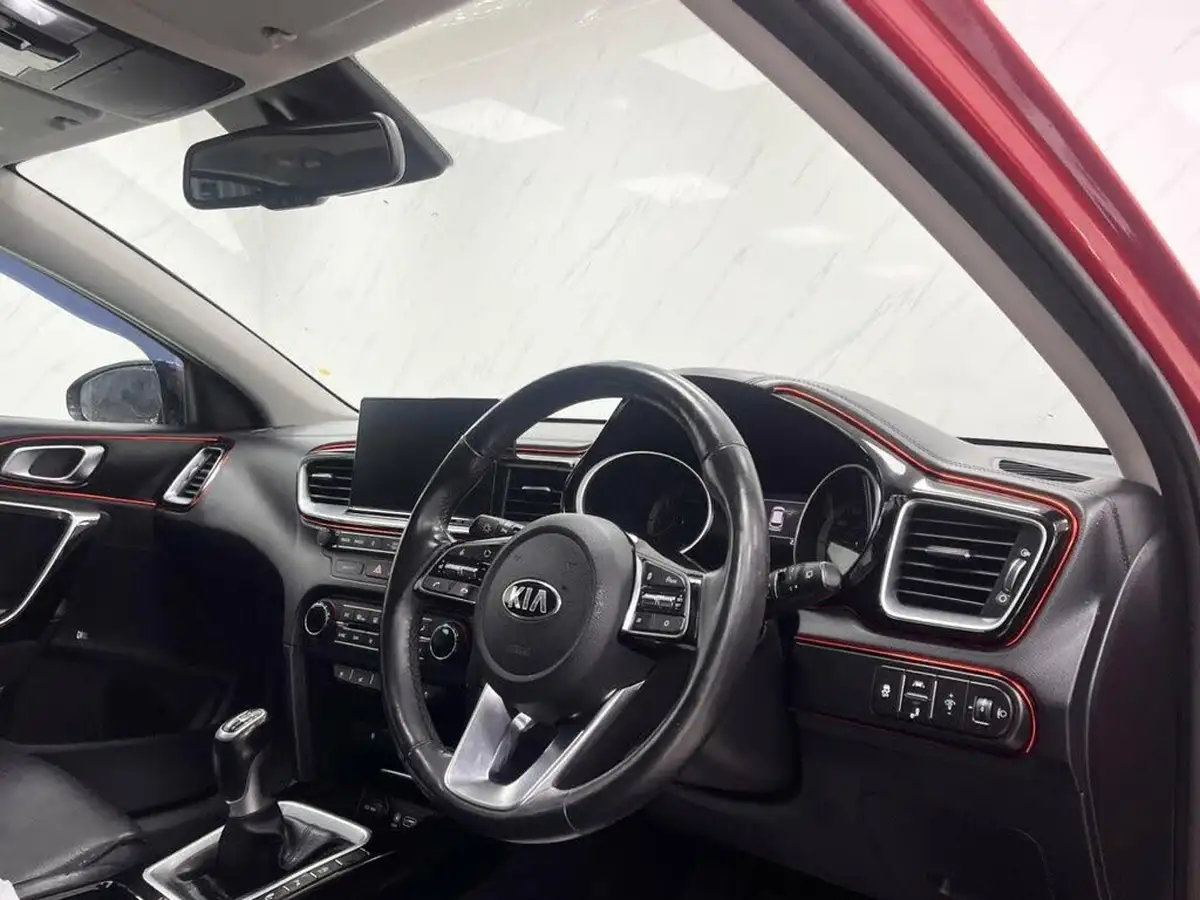 2018-kia-ceed-14-t-gdi-first-edition-hatchback-big-20