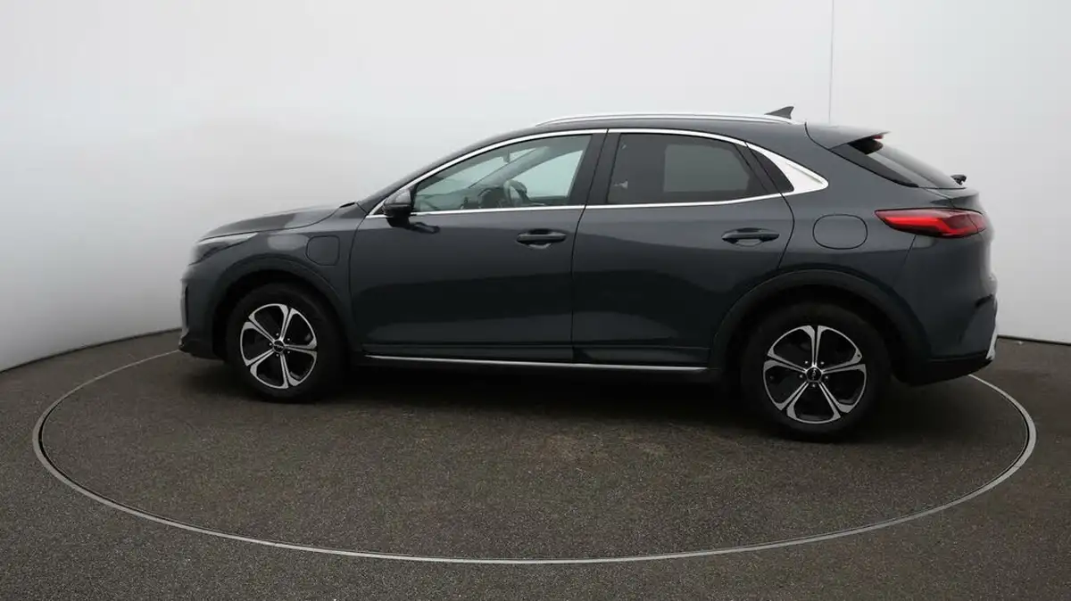 2023-kia-xceed-16-gdi-3-big-50