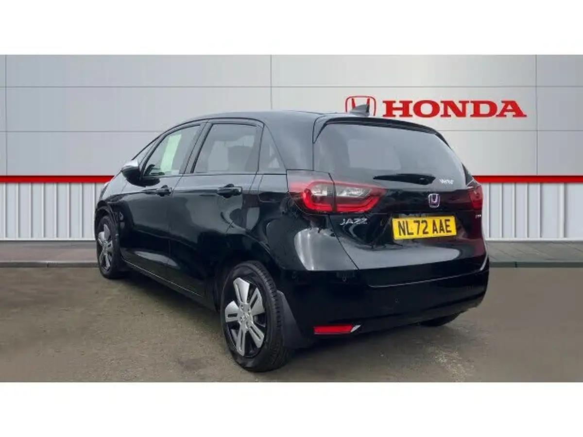 2022-honda-jazz-15-i-mmd-ex-107ps-big-2