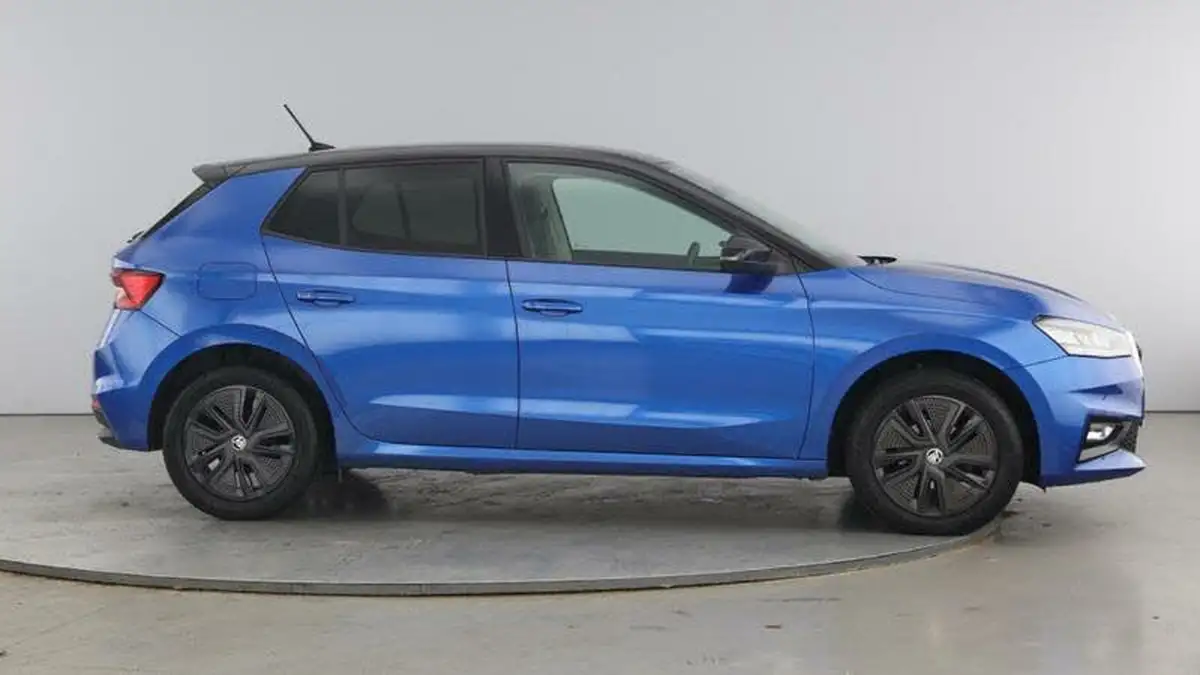 2022-skoda-fabia-10-mpi-colour-edition-big-3