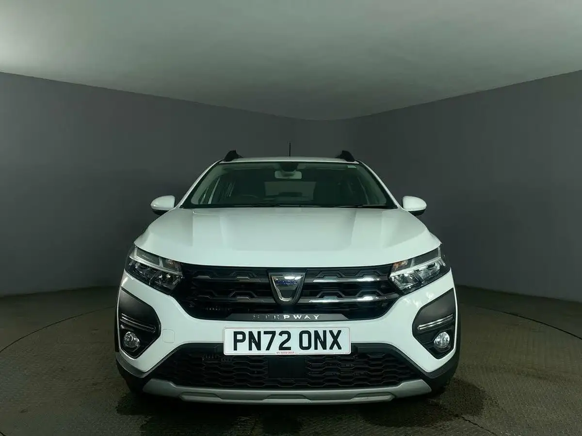 2022-dacia-sandero-stepway-10-tce-comfort-90bhp-auto-big-2