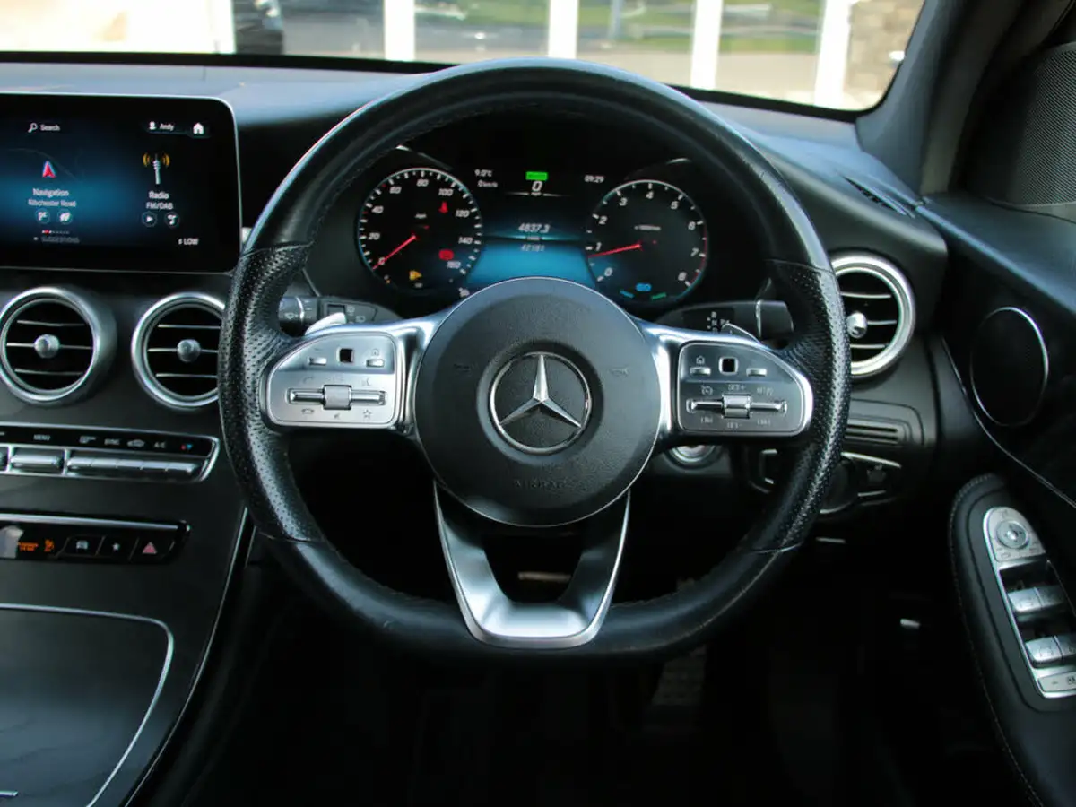 2020-mercedes-benz-glc-class-20-glc300-amg-line-premium-station-wagon-5d-big-69