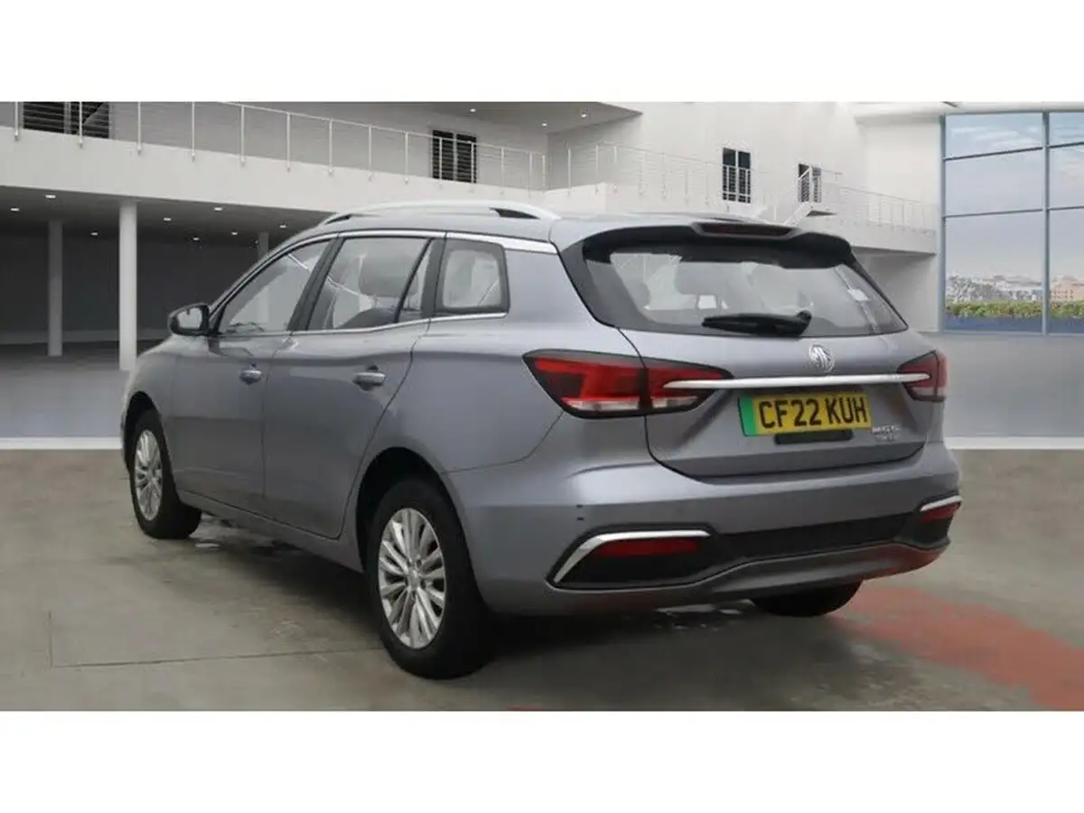 2022-mg-mg5-e-exclusive-ev-long-range-big-6
