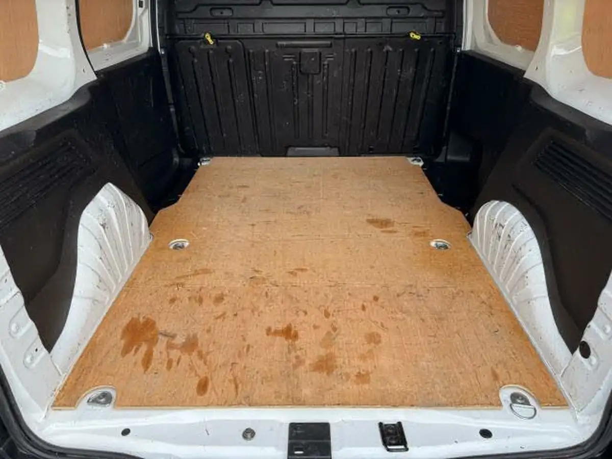 2021-peugeot-partner-15-bluehdi-1000-professional-100ps-eu6dt-panel-big-41