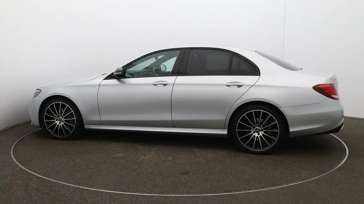 2019-mercedes-benz-e-class-20d-e220d-amg-line-night-edition-premium-saloon-4d-big-49