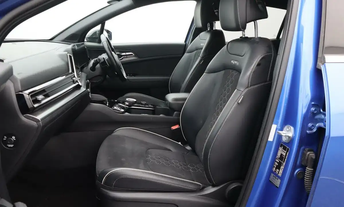 2023-kia-sportage-16-t-gdi-gt-line-261bhp-awd-phev-auto-big-14