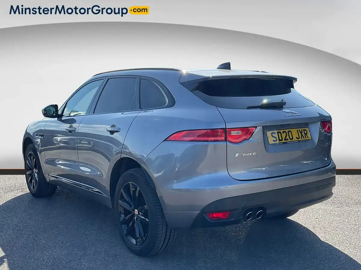 2020-jaguar-f-pace-20-i4d-chequered-flag-180ps-big-3