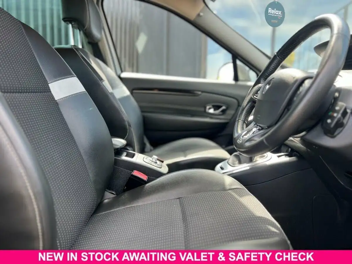 2014-renault-scenic-15td-dynamique-tom-tom-edc-auto-big-1