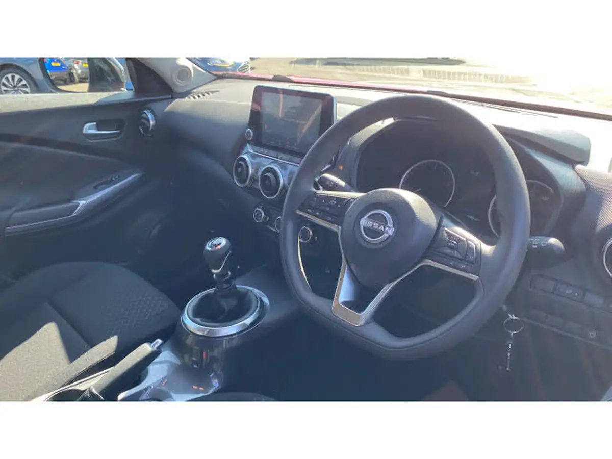 2022-nissan-juke-10-dig-t-acenta-big-10