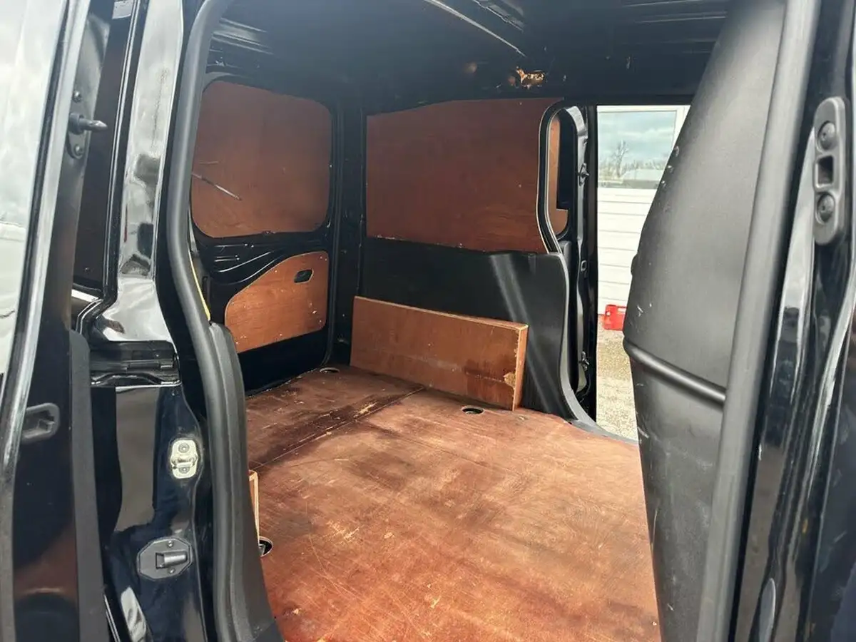 2022-toyota-proace-city-15d-active-big-24
