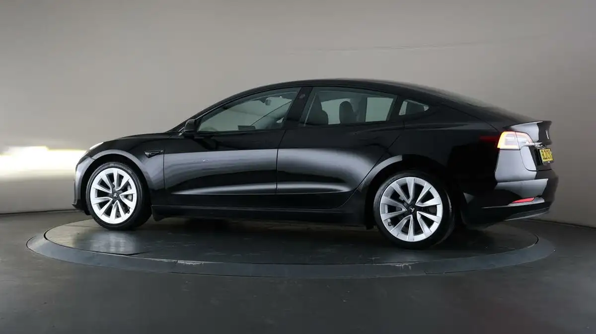 2021-tesla-model-3-e-long-range-4x4-big-69
