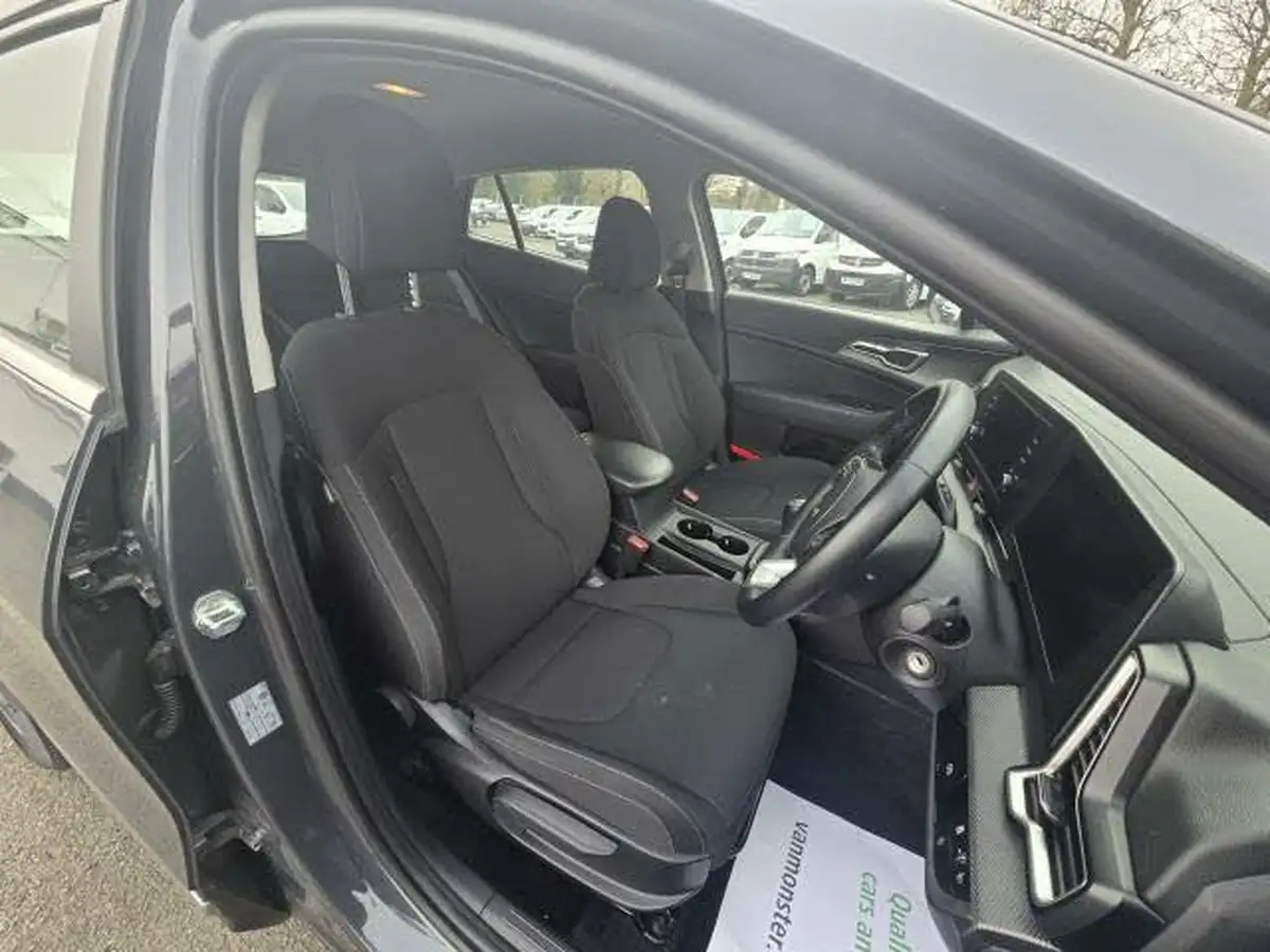 2023-kia-sportage-16-t-gdi-2-148bhp-big-28