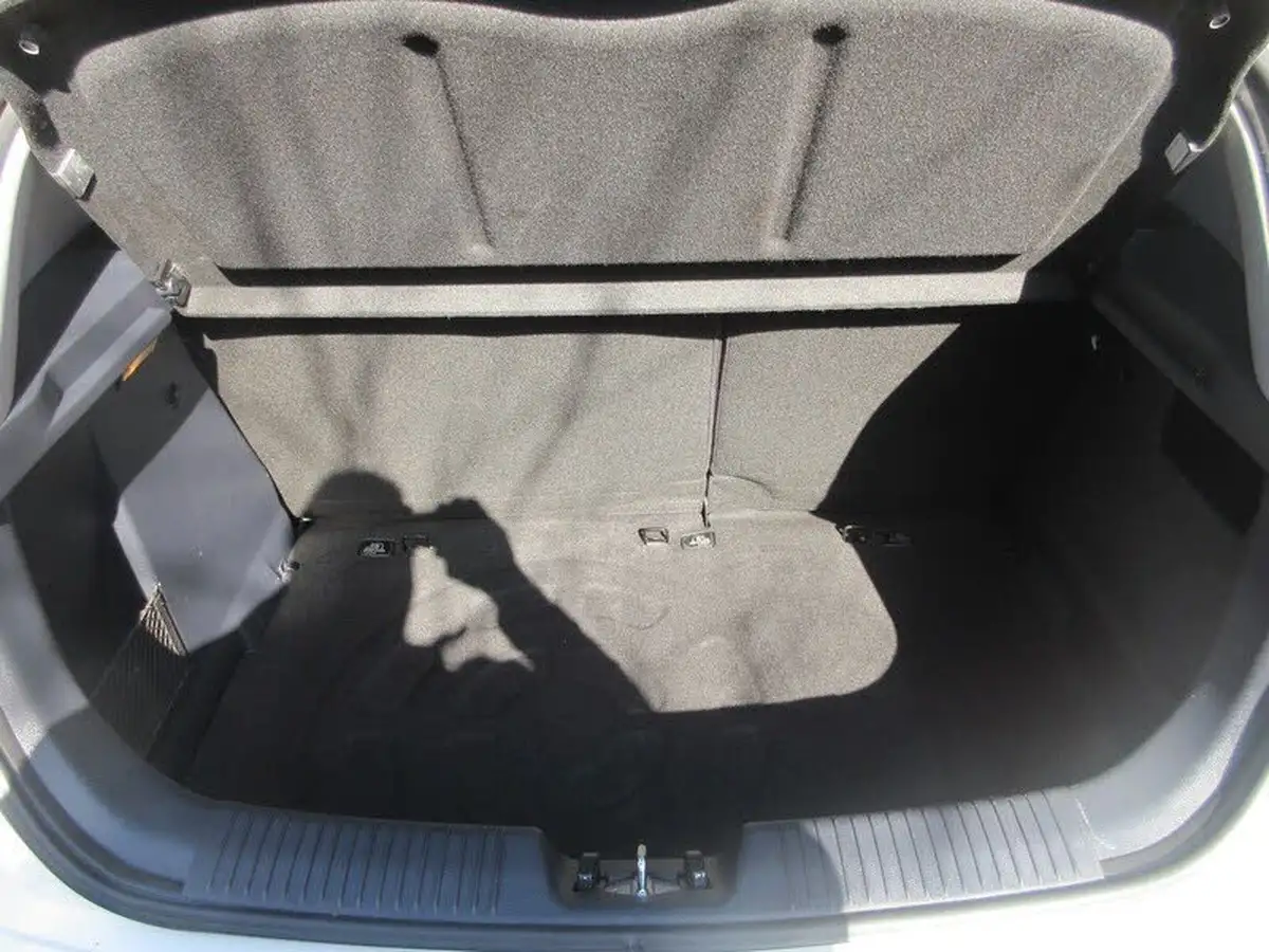 2014-kia-rio-14-3-isg-5d-big-25