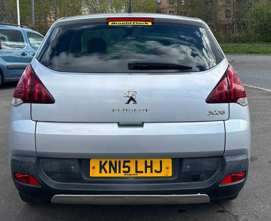 2015-peugeot-3008-crossover-16hdi-active-big-4
