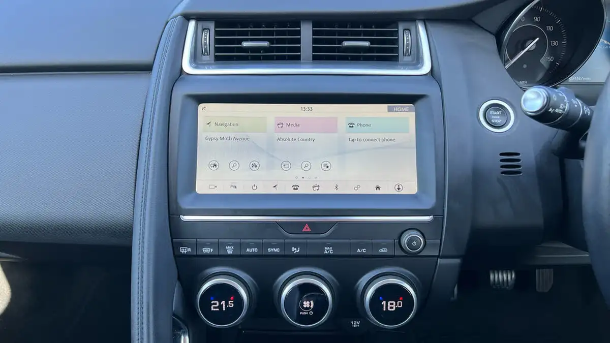 2019-jaguar-e-pace-20-i4d-150ps-big-13