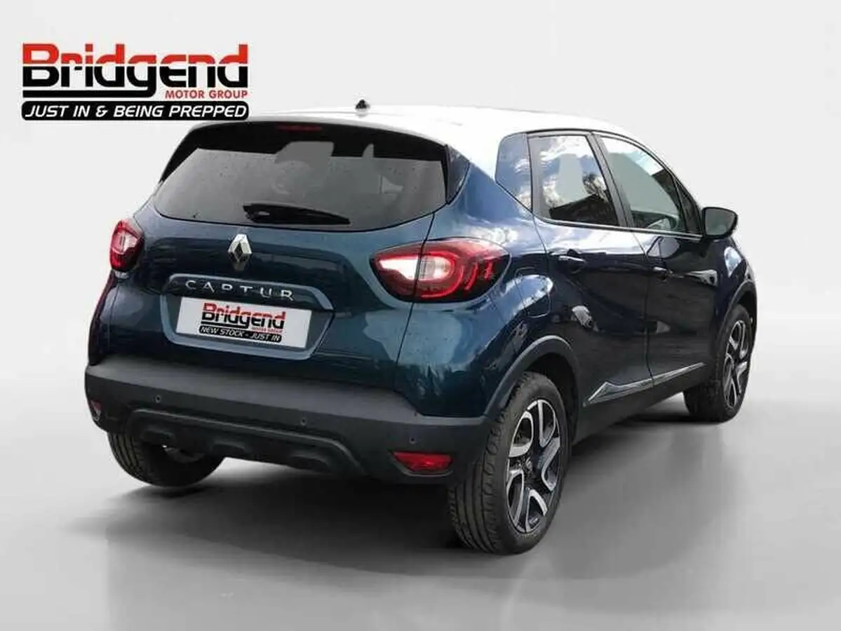 2018-renault-captur-09-tce-iconic-big-2