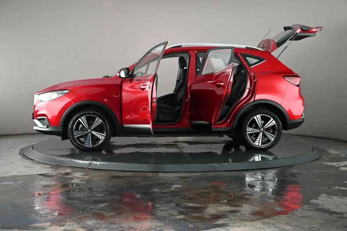 2020-mg-zs-suv-e-exclusive-ev-big-34