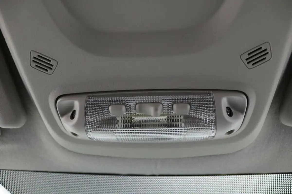 2020-ford-transit-custom-20tdci-280-l1h1-leader-105pseu6dt-panel-van-big-25