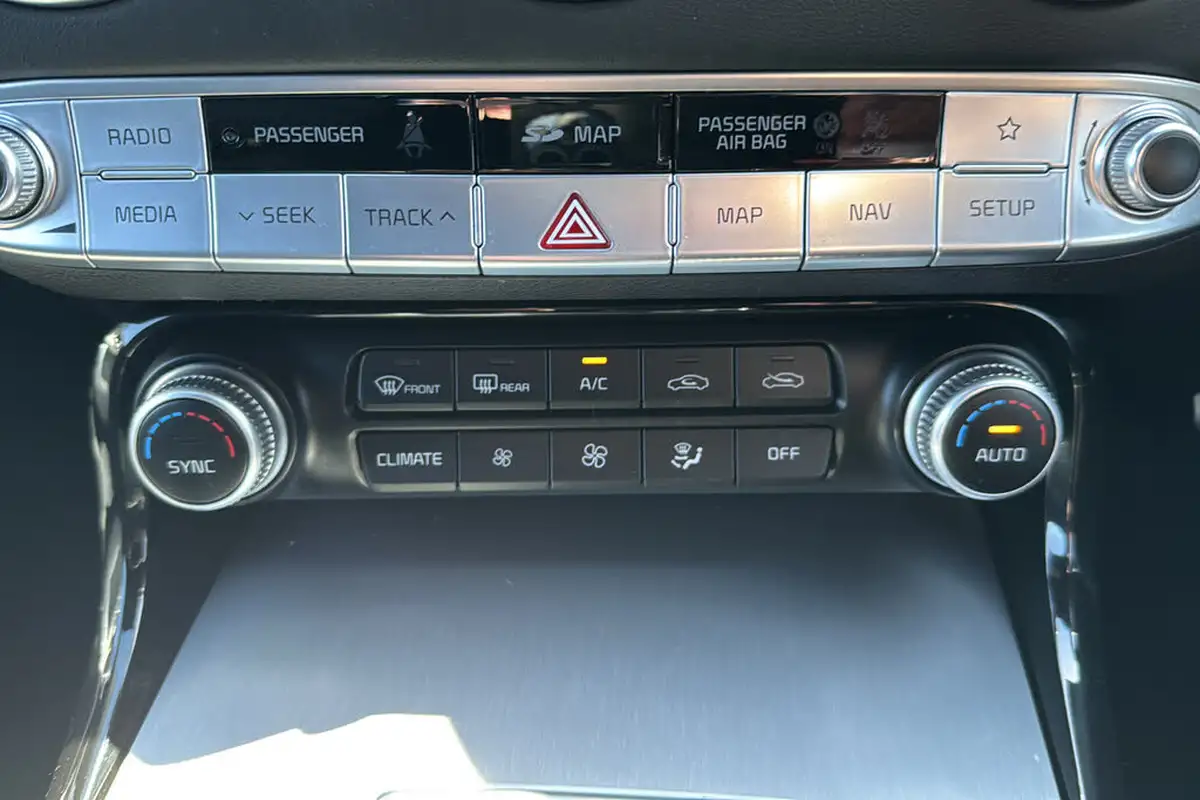 2018-kia-stinger-33-t-gdi-gt-s-big-14