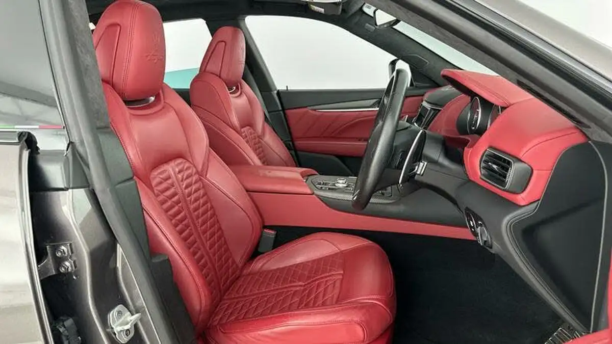 2022-maserati-levante-38-trofeo-big-20