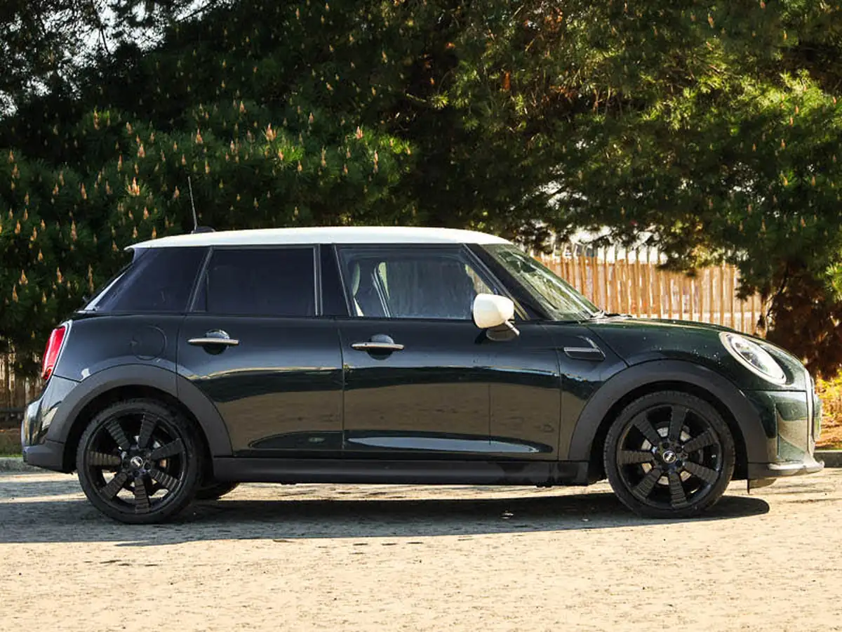 2022-mini-cooper-15-cooper-resolute-edition-premium-hatchback-5d-auto-big-2