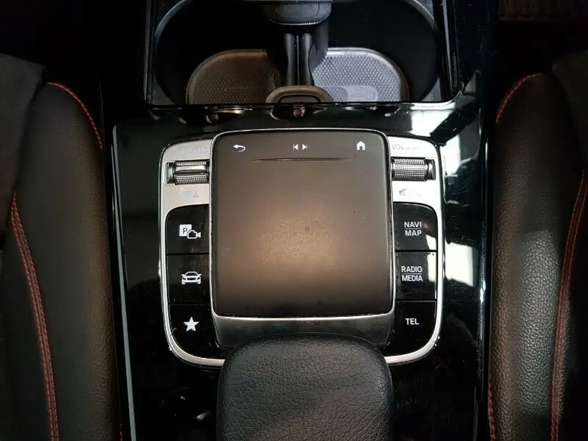 2019-mercedes-benz-a-class-13-a180-amg-line-executive-hatchback-5d-7g-dct-big-13
