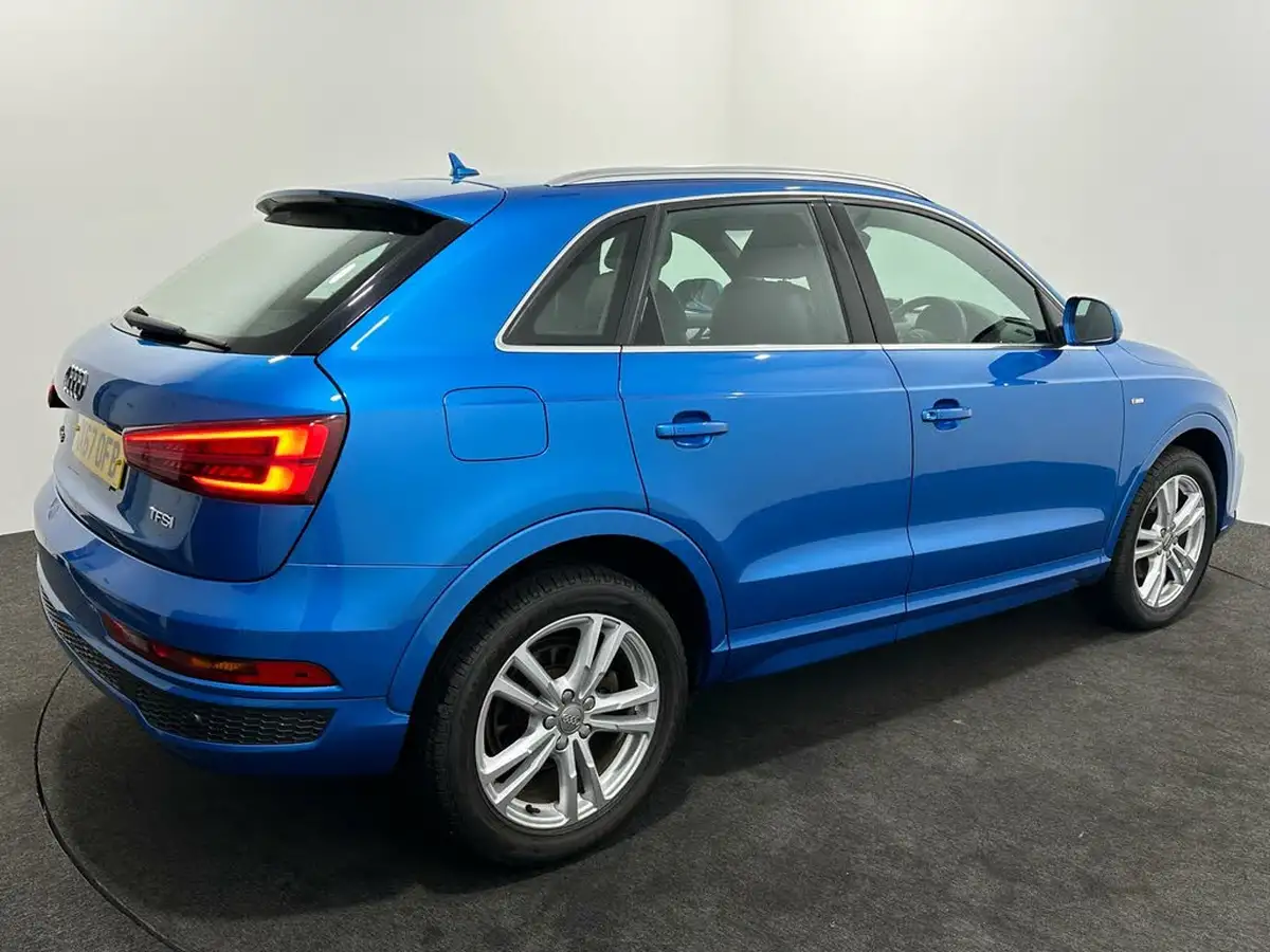 2017-audi-q3-14-tfsi-s-line-edition-tronic-big-52