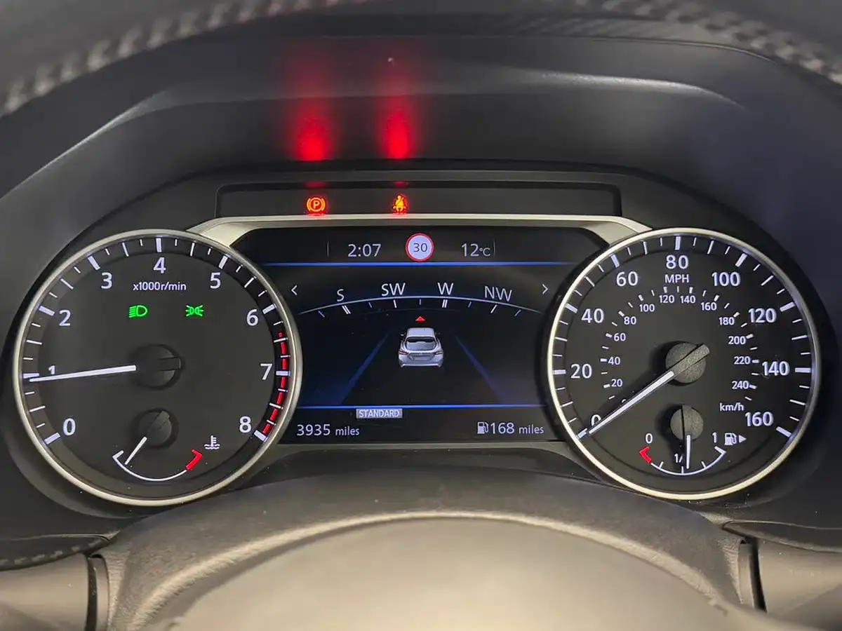 2021-nissan-juke-10-dig-t-tekna-big-26