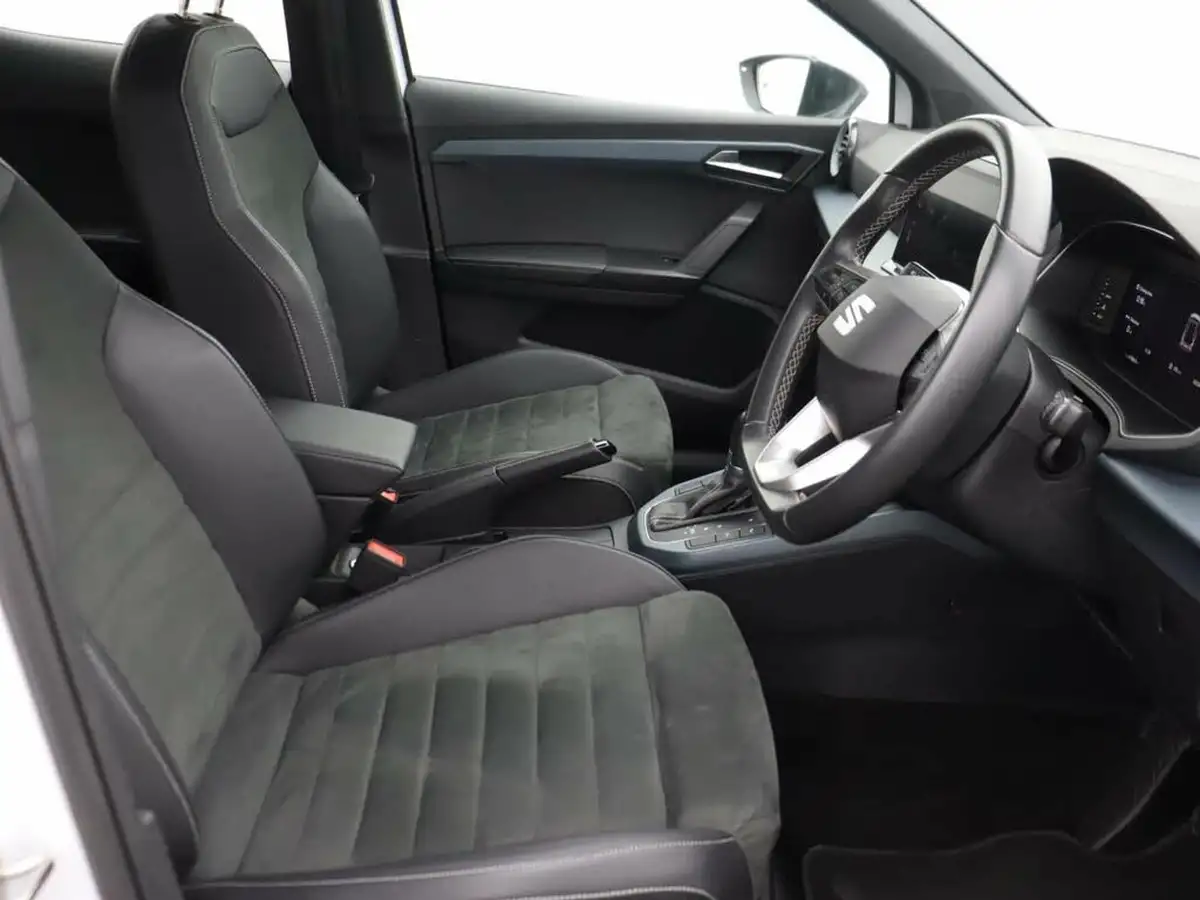 2022-seat-arona-10-tsi-xperience-lux-big-21
