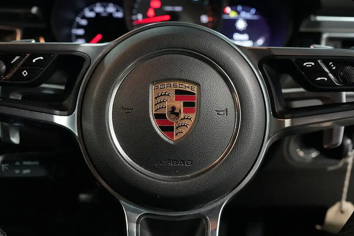 2016-porsche-macan-30td-s-big-41