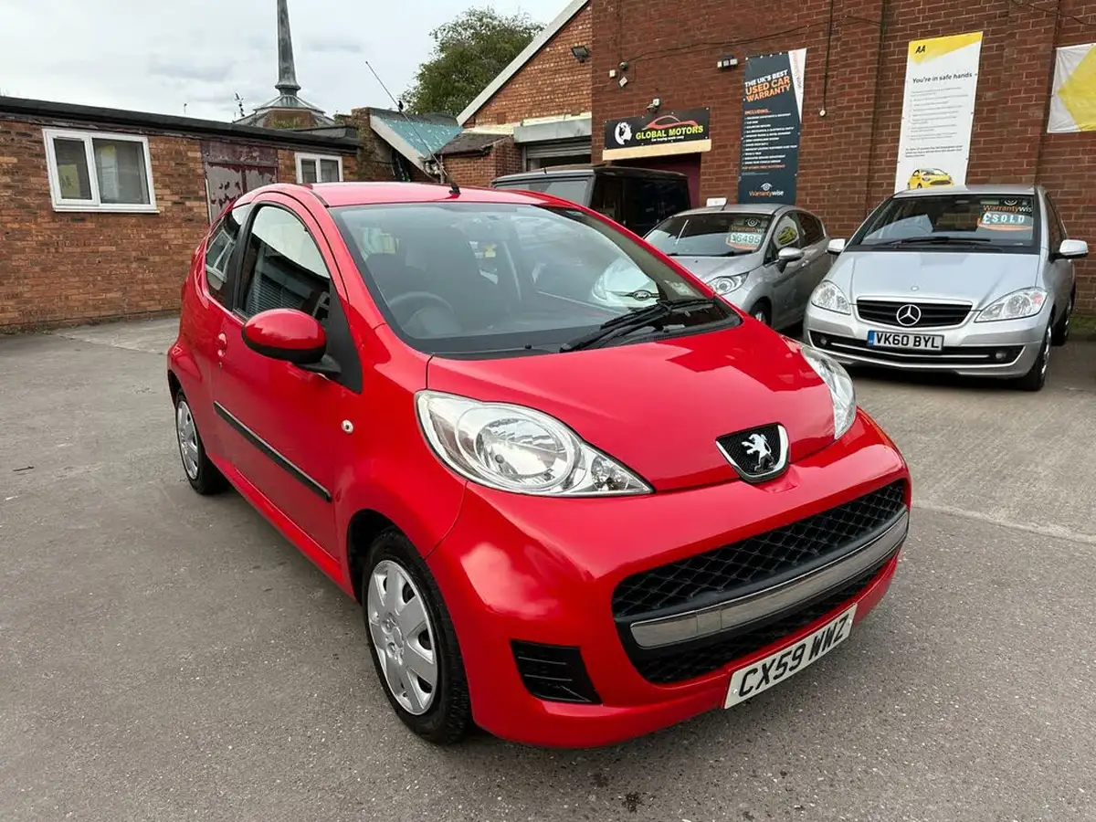 2009-peugeot-107-10-urban-3d-2-tronic-big-0