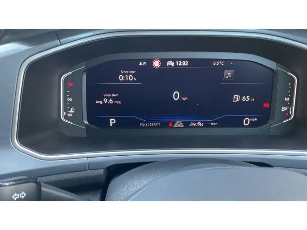 2024-volkswagen-t-roc-20tdi-style-150ps-dsg-big-38
