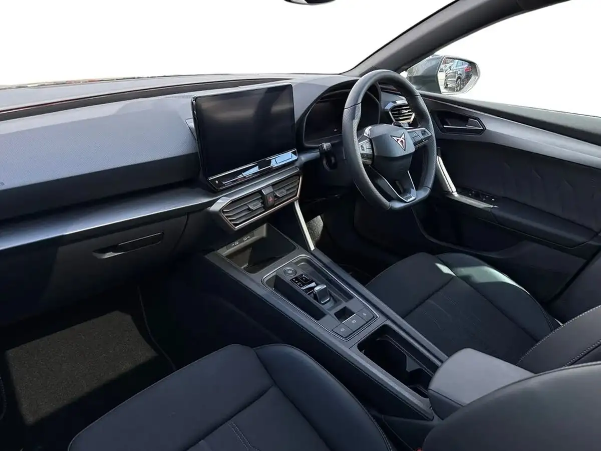 2024-cupra-leon-nf-20-tsi-vz2-design-edition-300ps-hatchback-big-8
