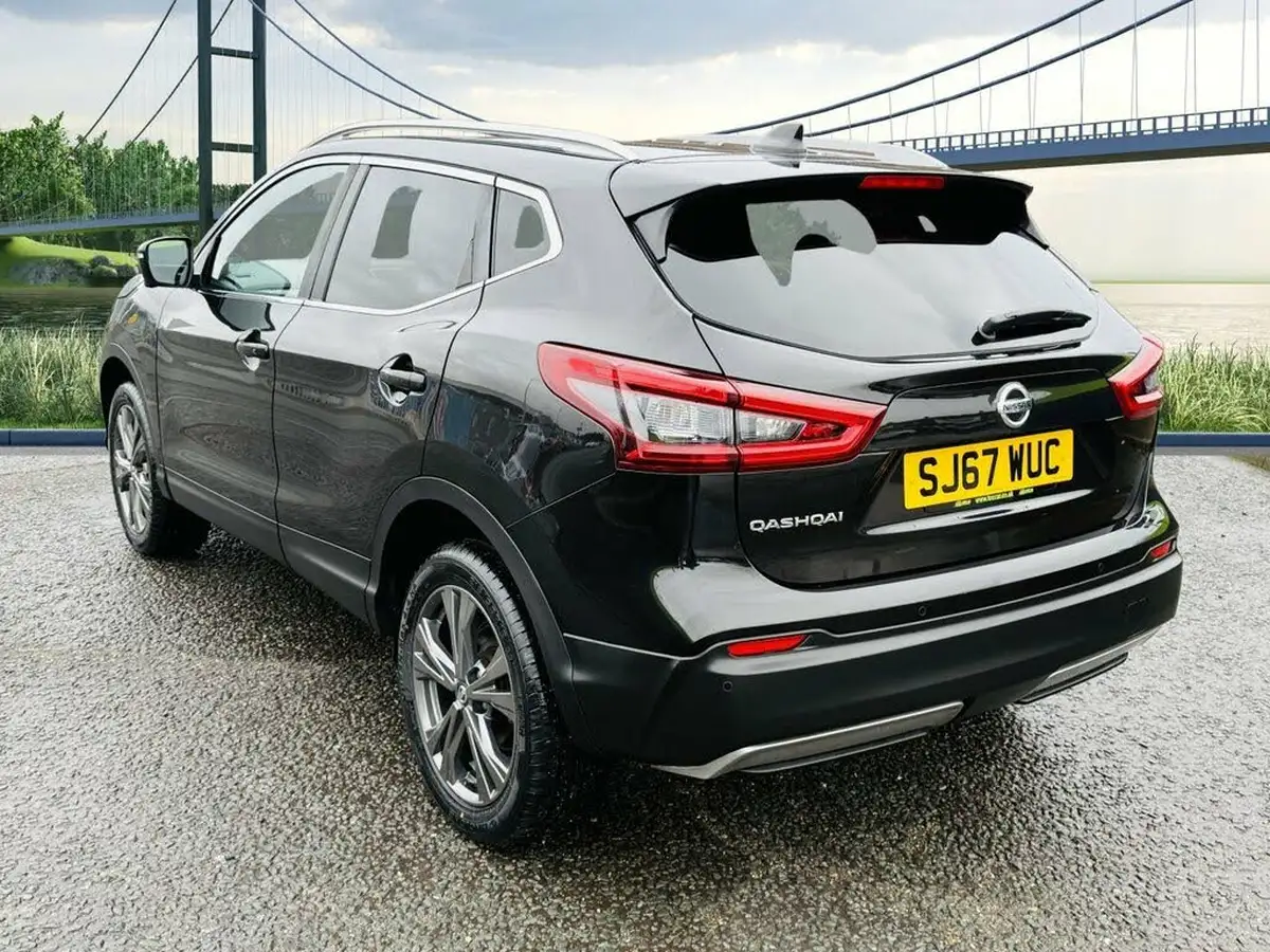 2017-nissan-qashqai-12-dig-t-n-connecta-big-4