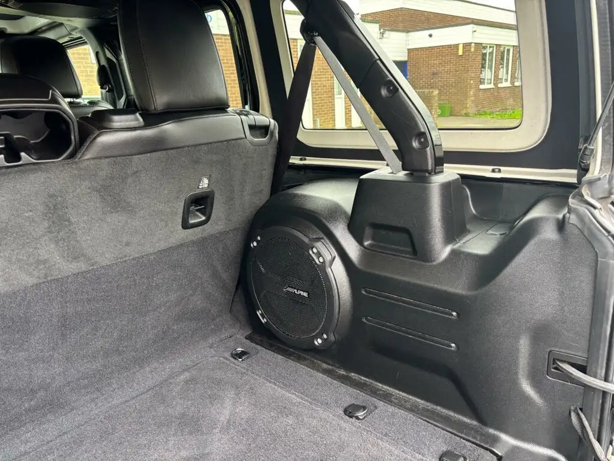 2020-jeep-wrangler-20-gme-night-eagle-big-15