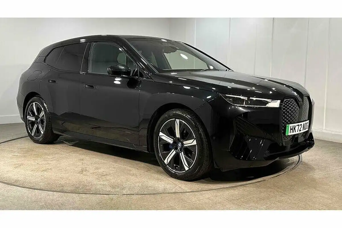 2022-bmw-ix-e-xdrive-40-m-sport-edition-big-10
