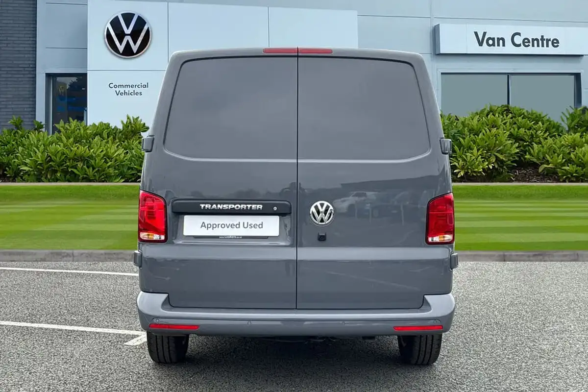 2024-volkswagen-transporter-big-3