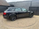 2019-bentley-bentayga-40-v8-small-32