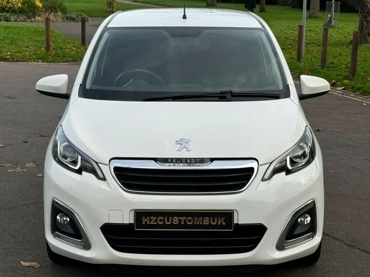 2014-peugeot-108-12-allure-vti-puretech-hatchback-5d-big-15