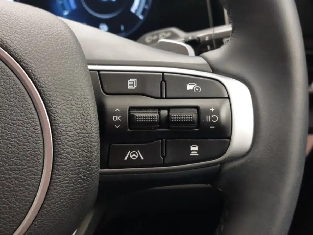 2024-kia-sportage-16-t-gdi-3-207bhp-hev-auto-big-16
