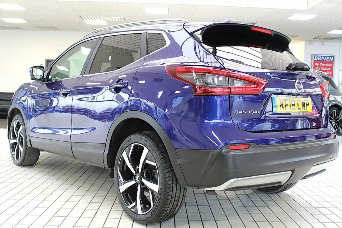 2019-nissan-qashqai-13-dig-t-tekna-160ps-dct-big-11