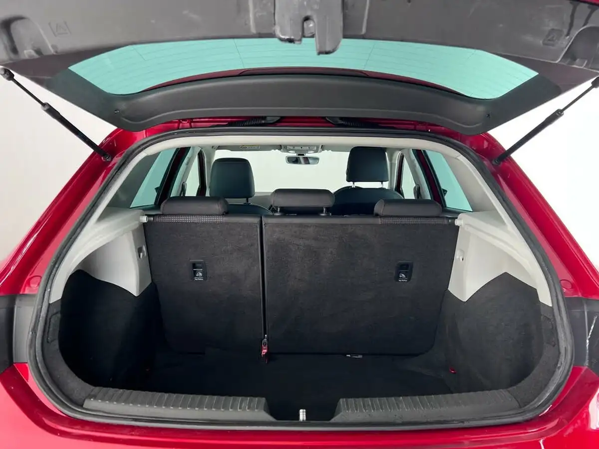2018-seat-leon-15-tsi-evo-fr-150ps-hatchback-big-8