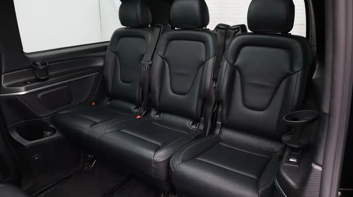 2020-mercedes-benz-v-class-20d-v220d-amg-line-long-big-20