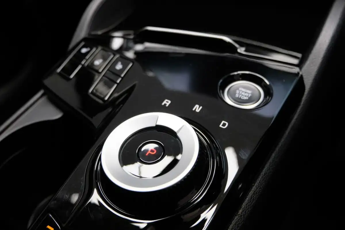 2024-kia-sportage-16-t-gdi-3-207bhp-hev-auto-big-18