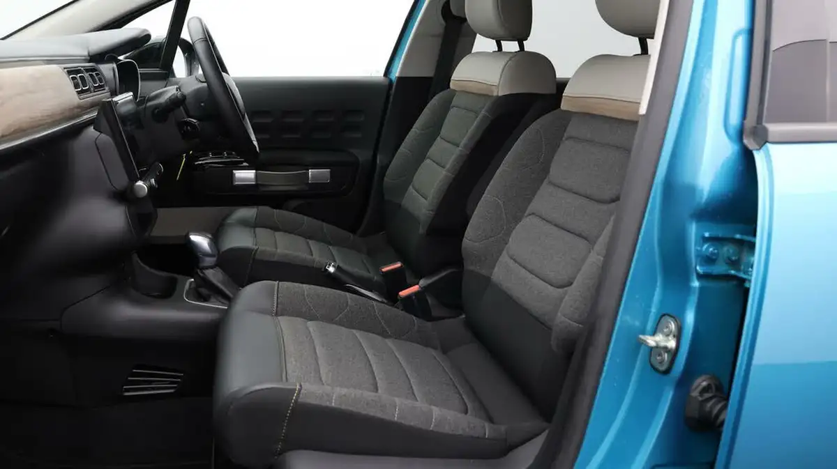 2022-citroen-c3-12-puretech-shine-plus-110ps-ss-eat6-big-14