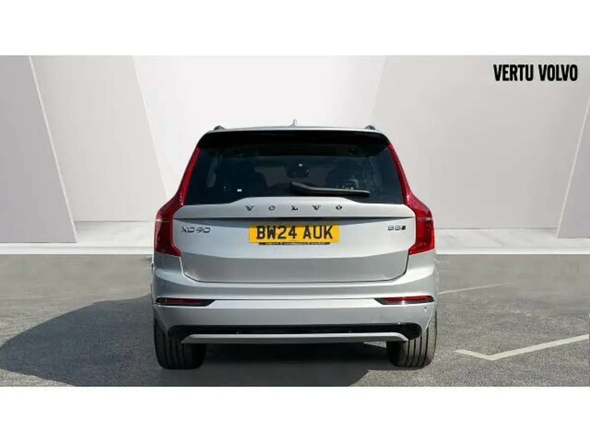 2024-volvo-xc90-20-b5-plus-big-12