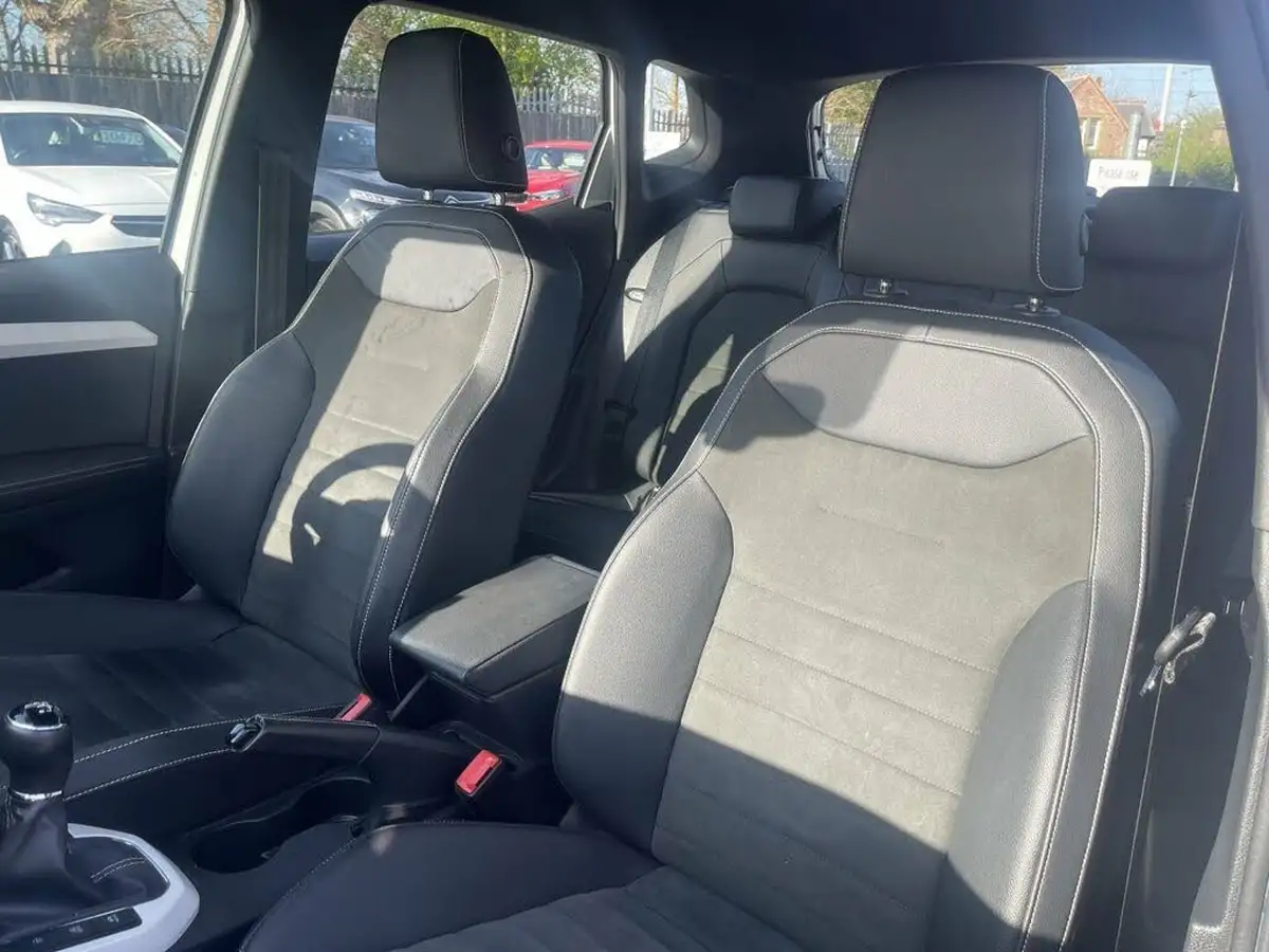 2019-seat-arona-10-tsi-xcellence-lux-big-9