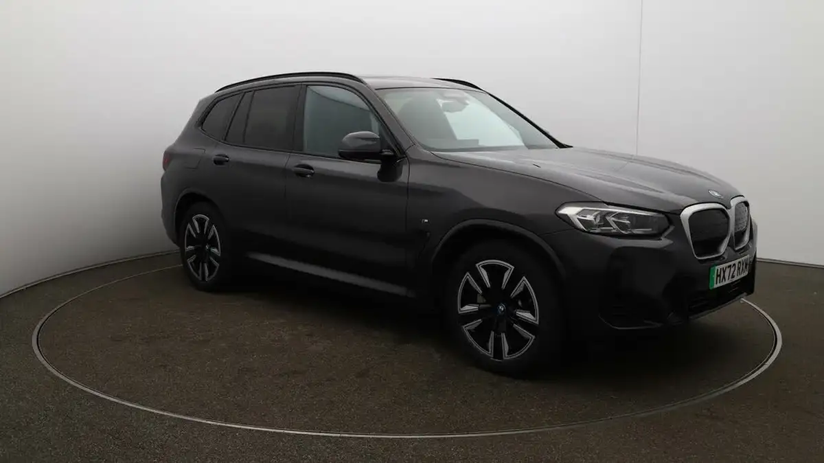 2022-bmw-ix3-e-m-sport-big-1