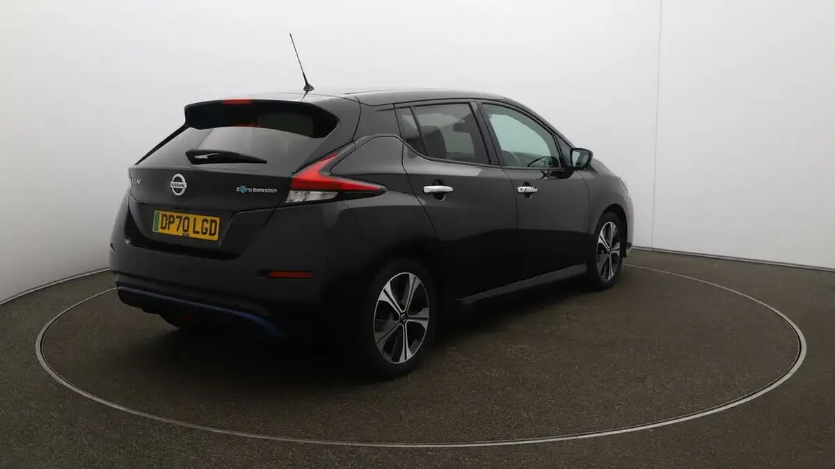 2020-nissan-leaf-e-n-connecta-big-47